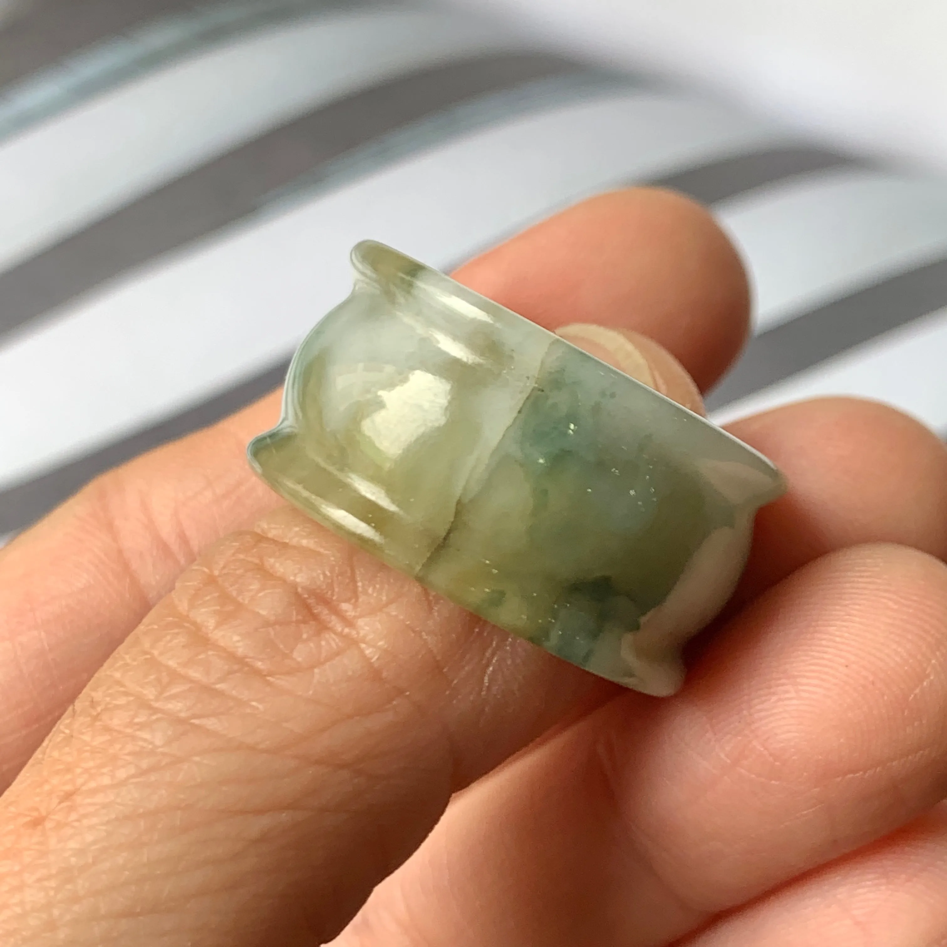 19.3mm A-Grade Natural Bluish Green Floral Jadeite Archer Ring Band No.161594