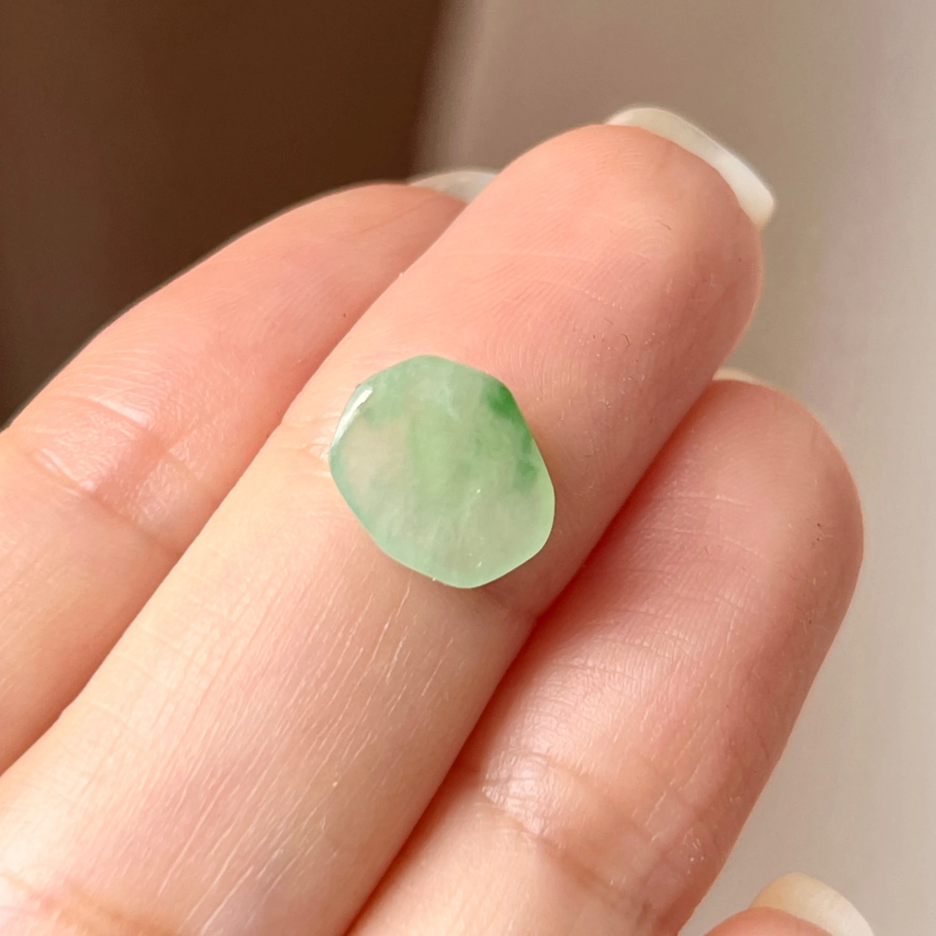 2.8 cts A-Grade Natural Moss On Snow Jadeite Polygon Cabochon No. 130476