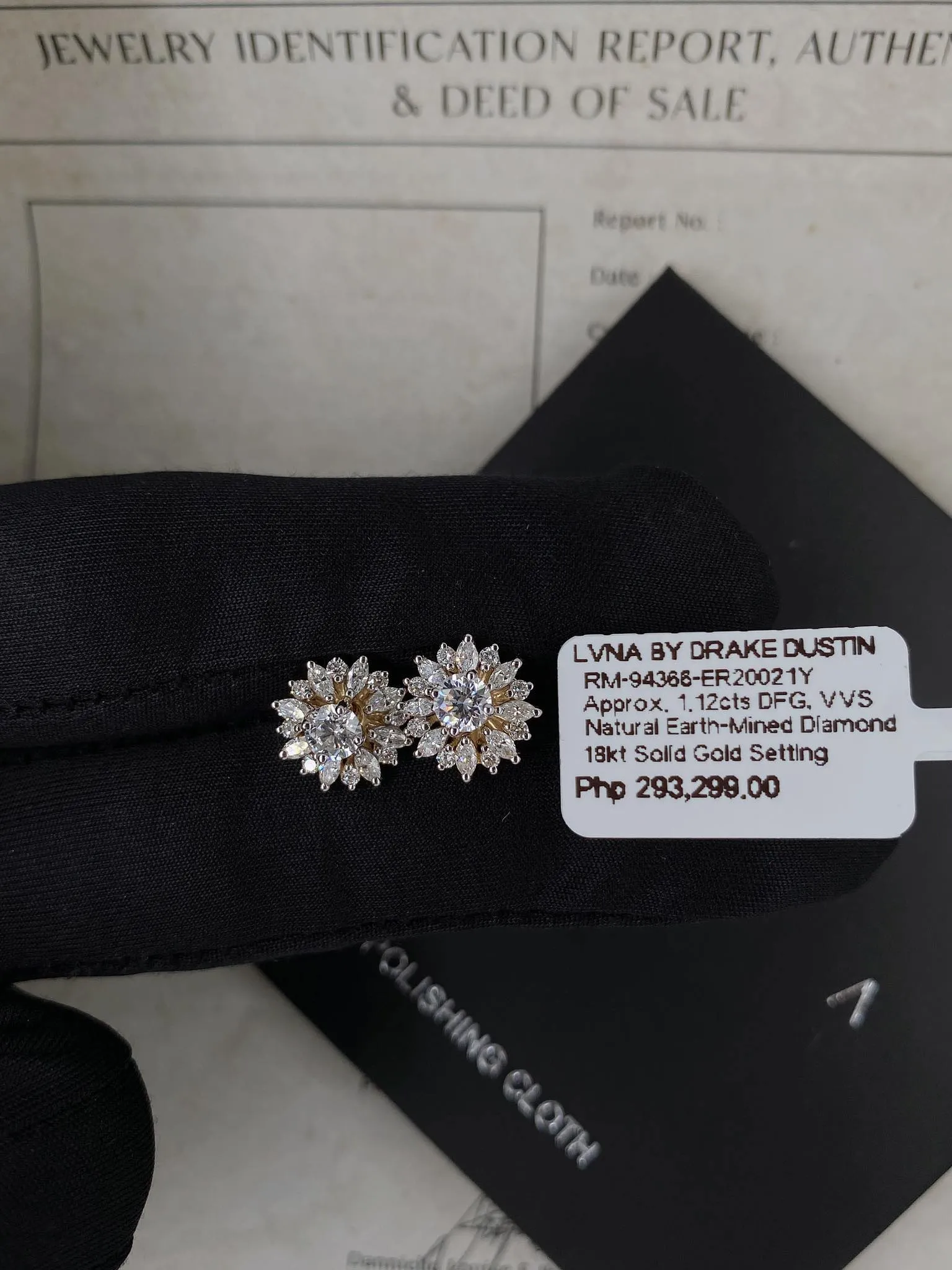 #BA95 | Multi-Wear Sparkling Sunflower Diamond Stud Earrings 18kt