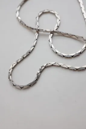 CLASSY STERLING SILVER 925 VINTAGE NECKLACE