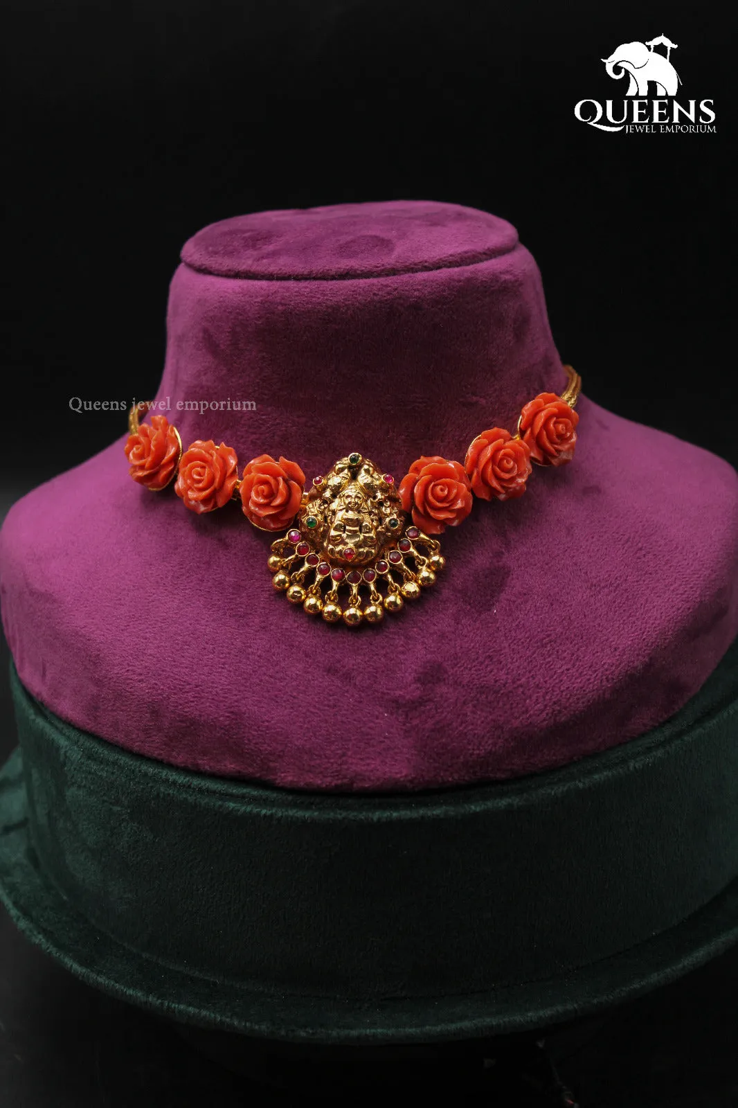 DHVARA CORAL CHOKER