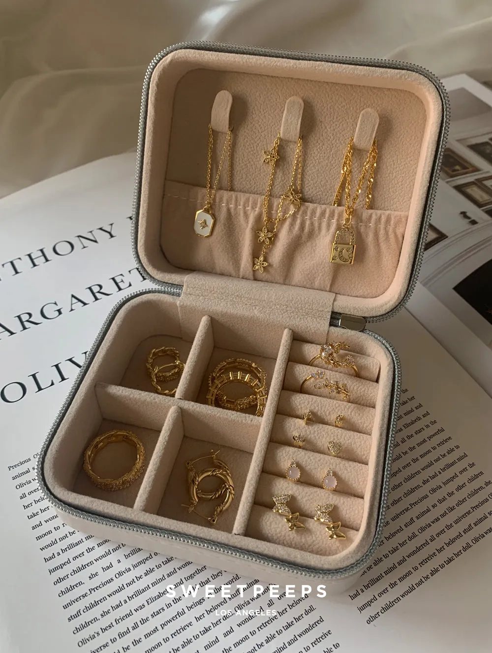 Jewelry Case