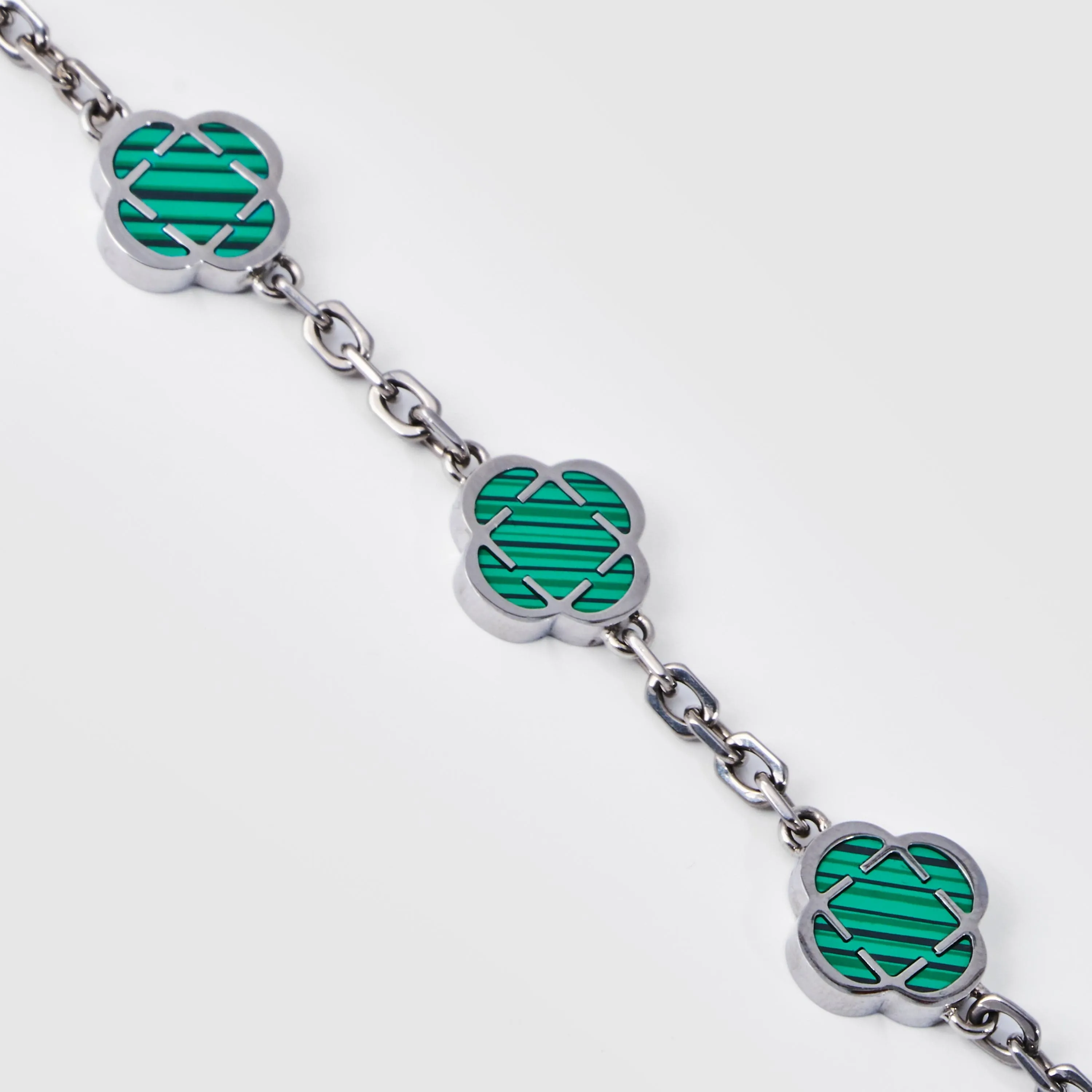 Silver Malachite Clover Stone Bracelet - Elegant Design